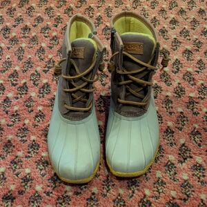 Sperry Snow Boots - Gray and Yellow